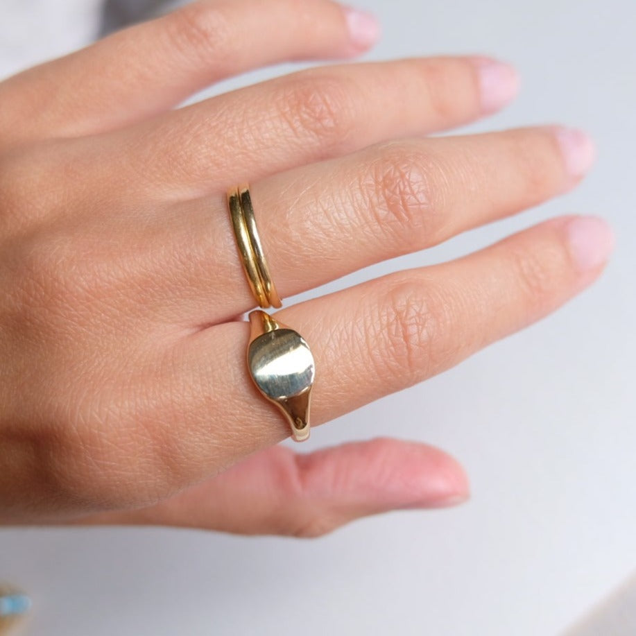 Vintage 9ct Gold Smooth Signet Ring