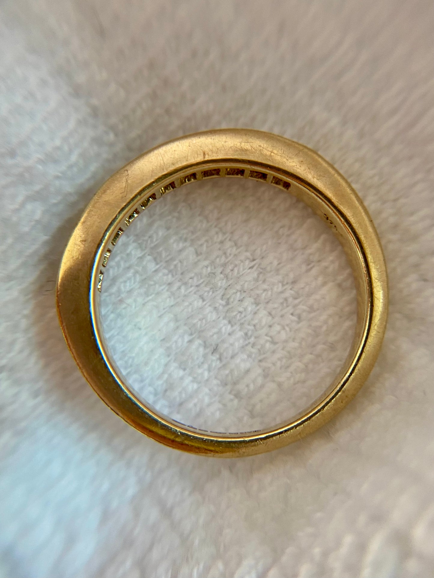 Preloved 9ct Gold Emerald Half Eternity Ring