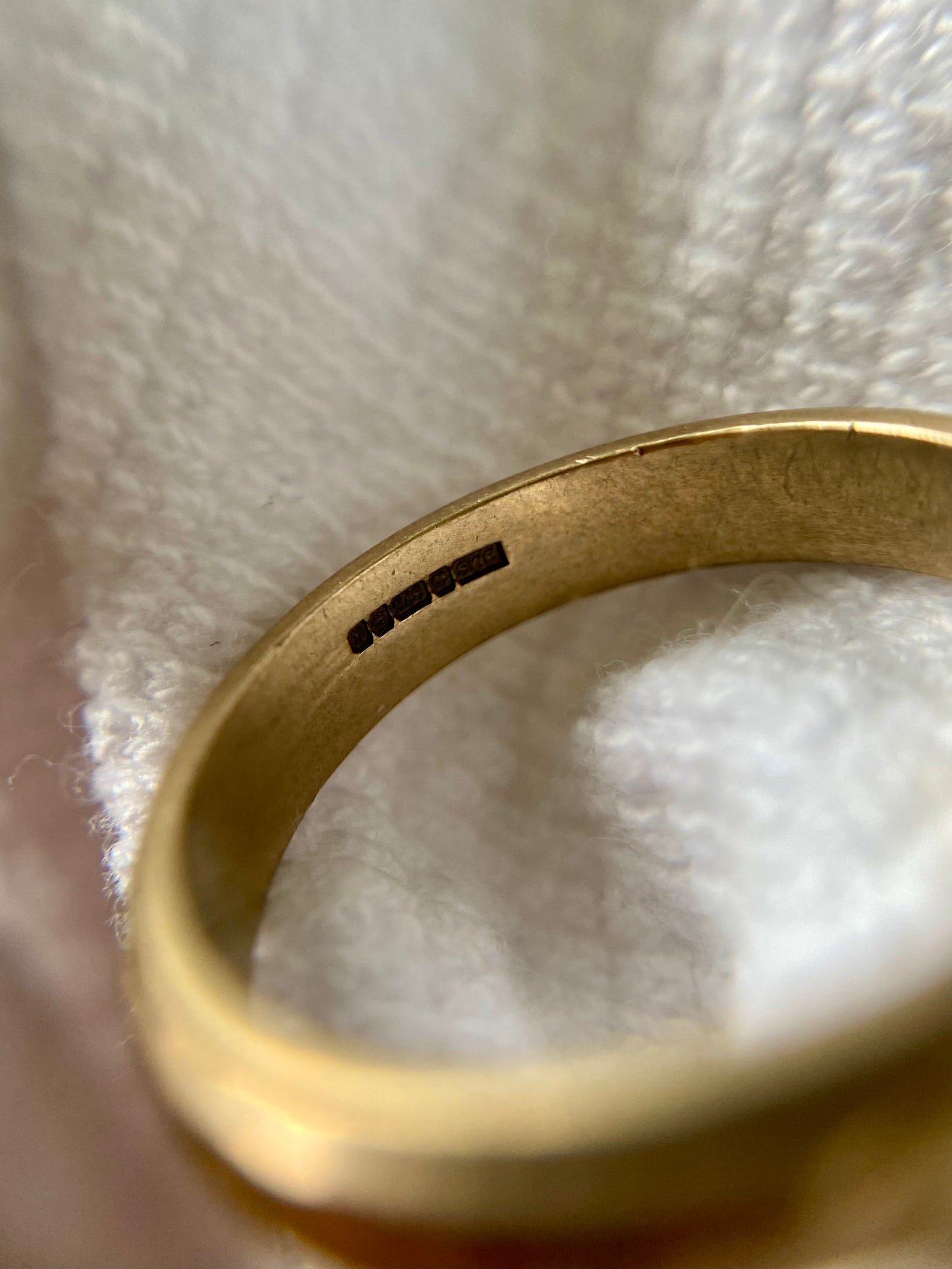 Vintage 9ct Gold Leafy Milgrain Band