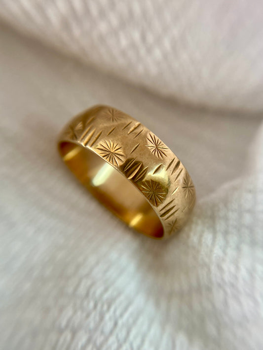 Vintage 9ct Gold Starry Band