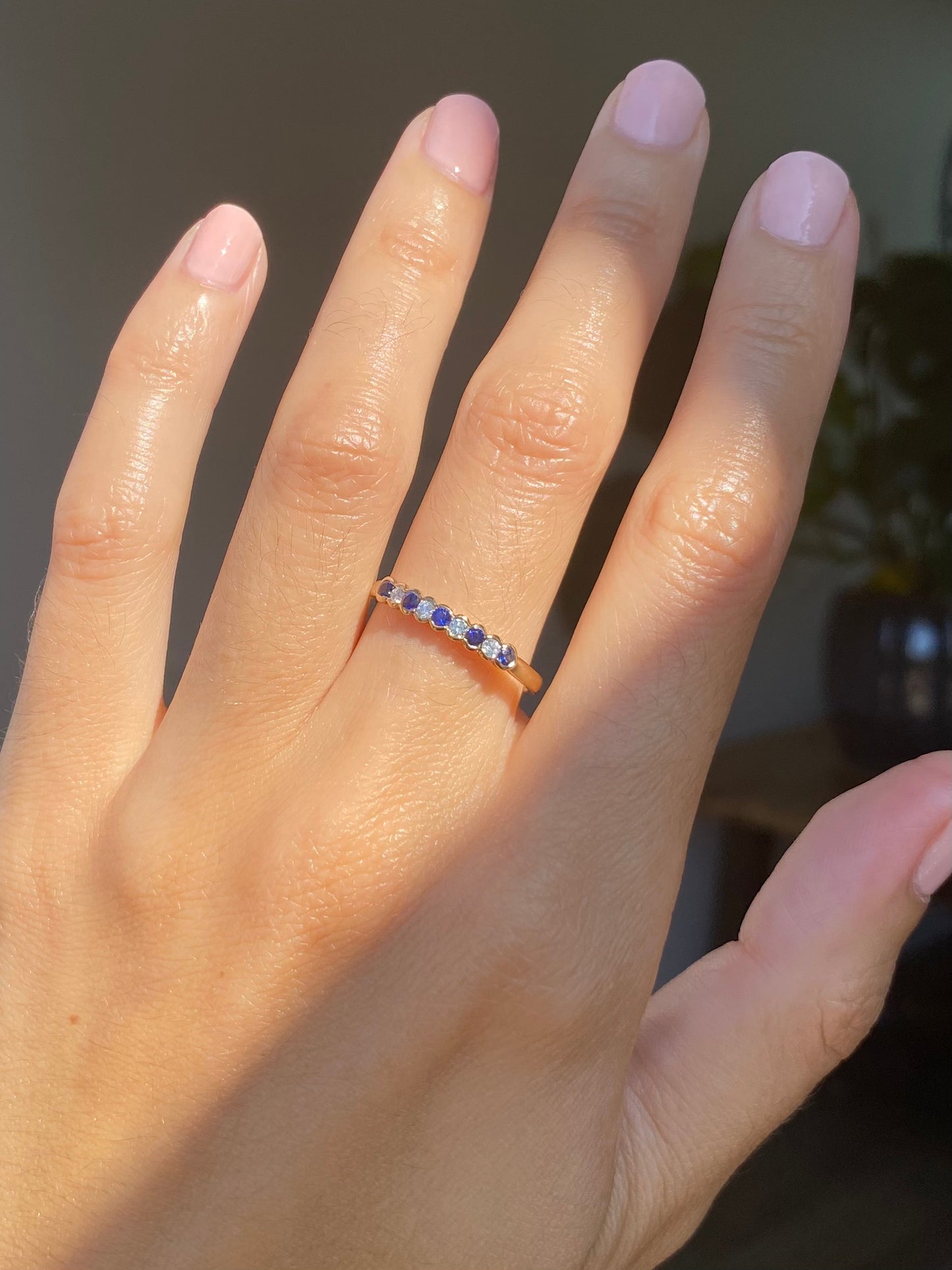 Preloved 9ct Gold Diamond & Sapphire Ring