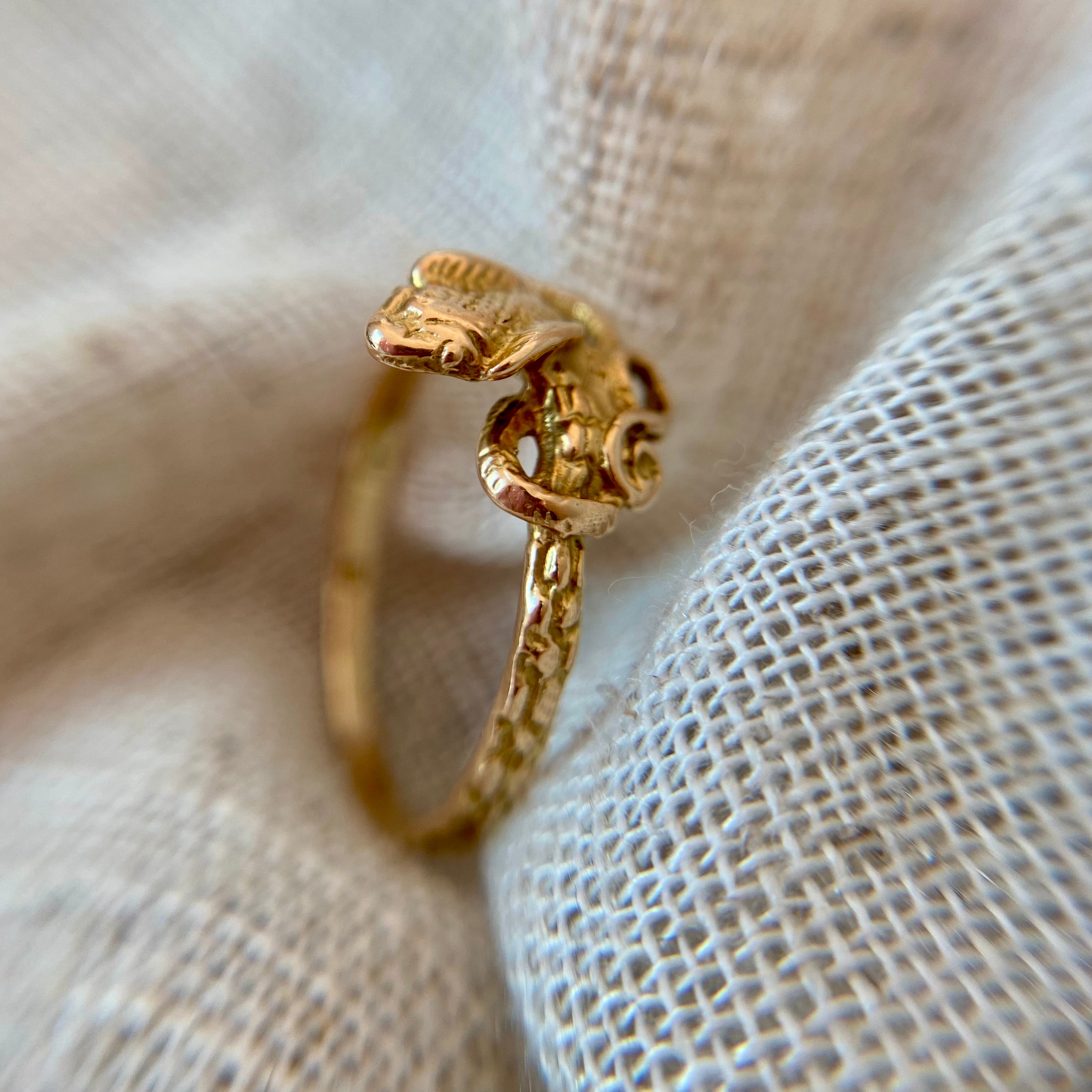 Vintage 9ct Gold Cobra Ring Snake Ring