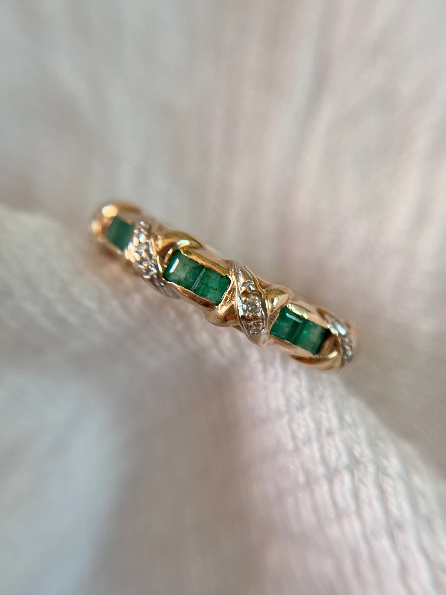 Vintage 9ct Gold Emerald + Diamond Ring