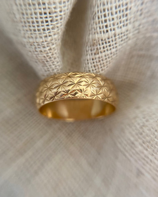 Vintage 9ct Gold Starry Starry Ring