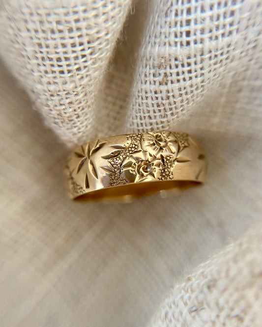 Vintage 9ct Gold Floral Band Ring