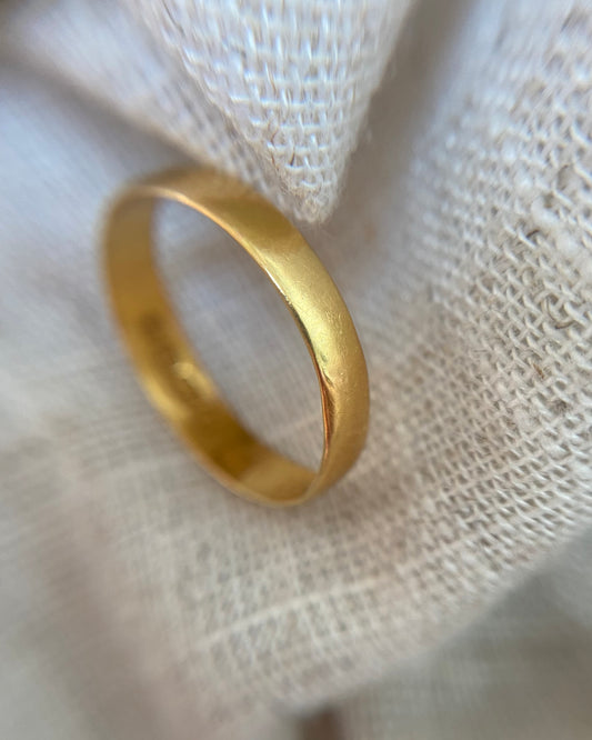 Antique 22ct Gold Band
