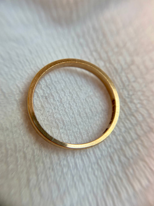 Vintage 9ct Gold Band (3)