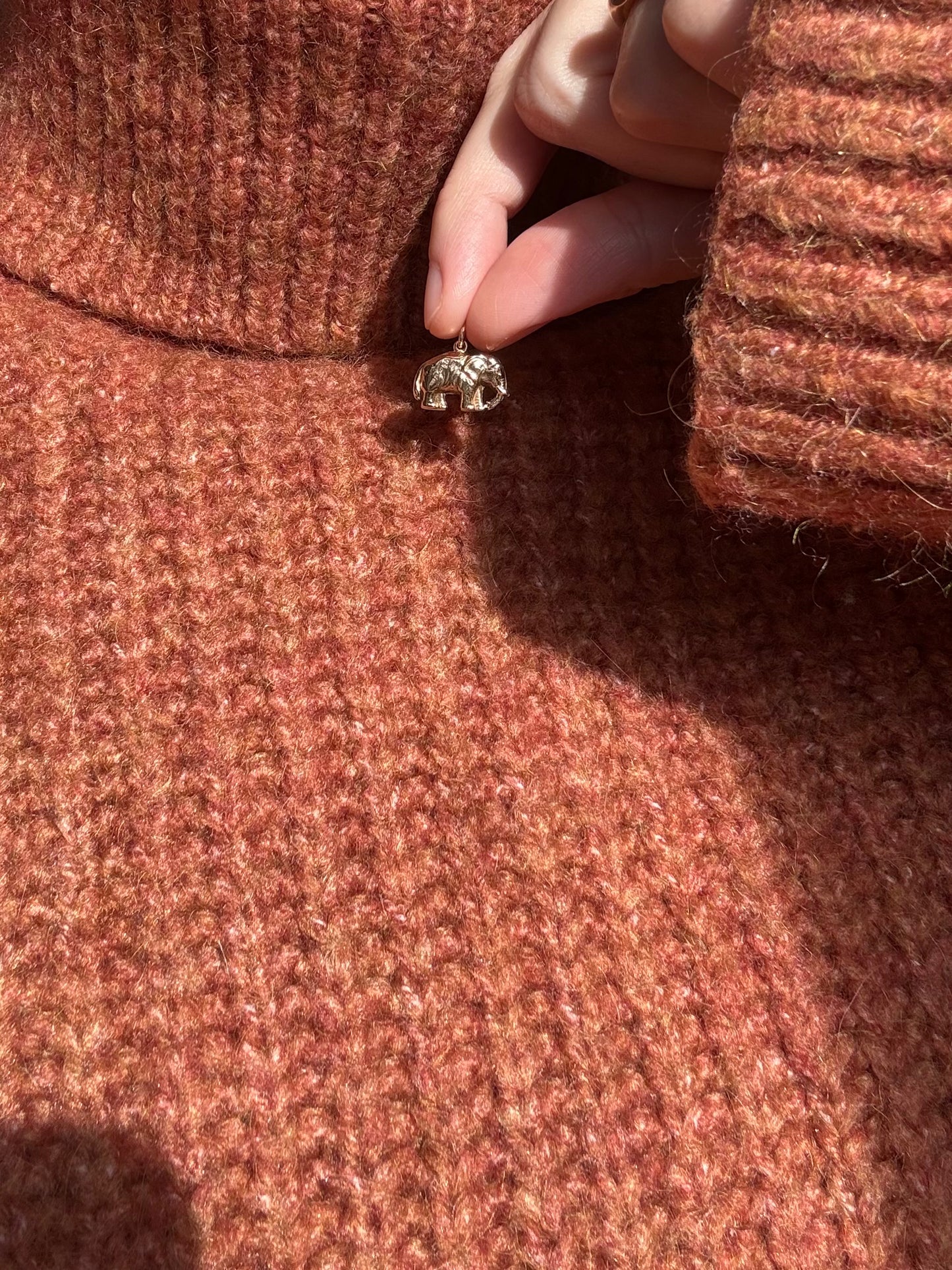 Vintage 9ct Gold Elephant Pendant