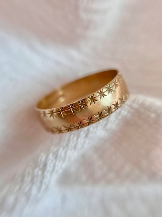 Vintage 9ct Gold Starry Edge Band Ring
