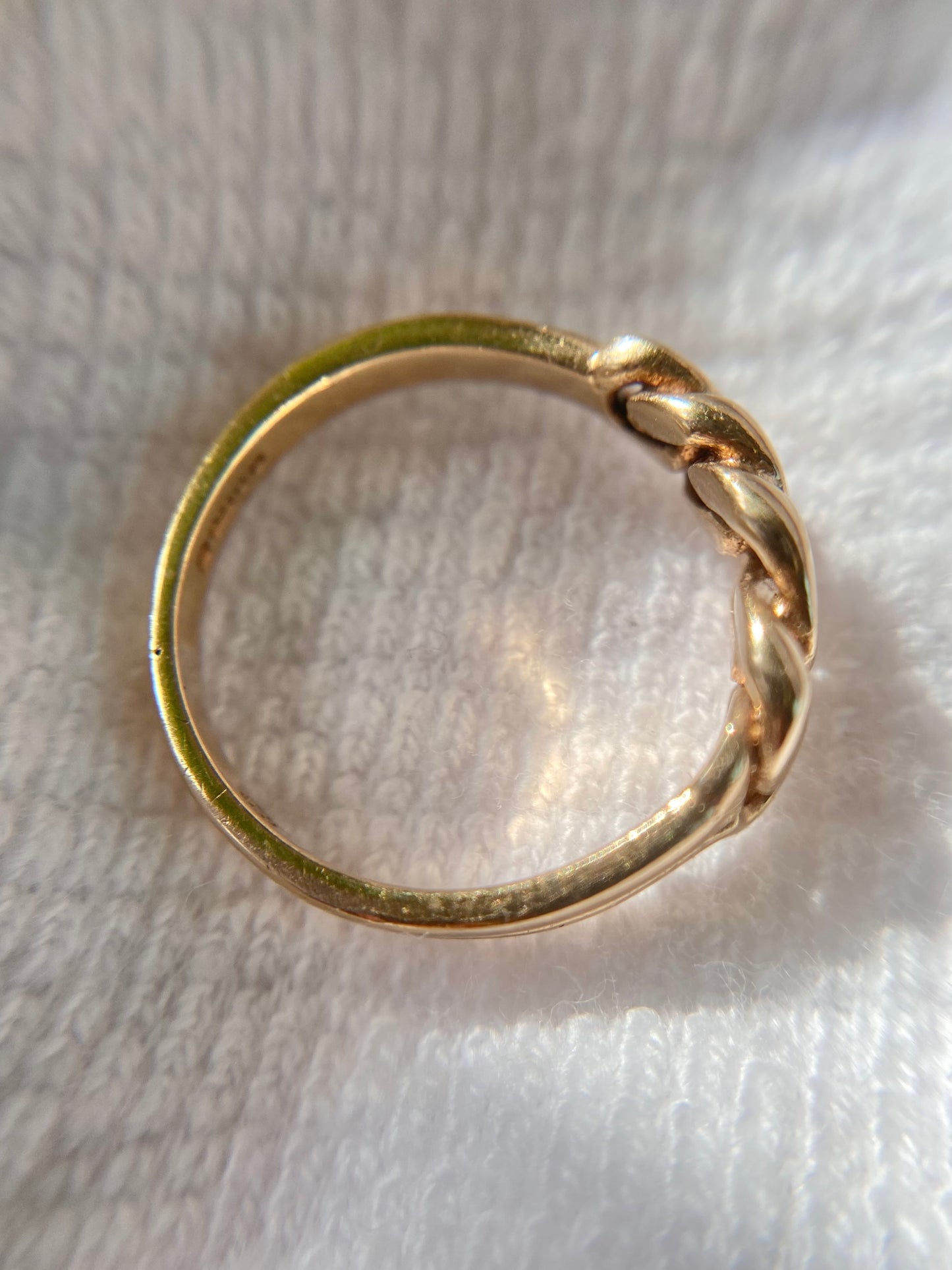 Vintage 9ct Gold Curb Ring