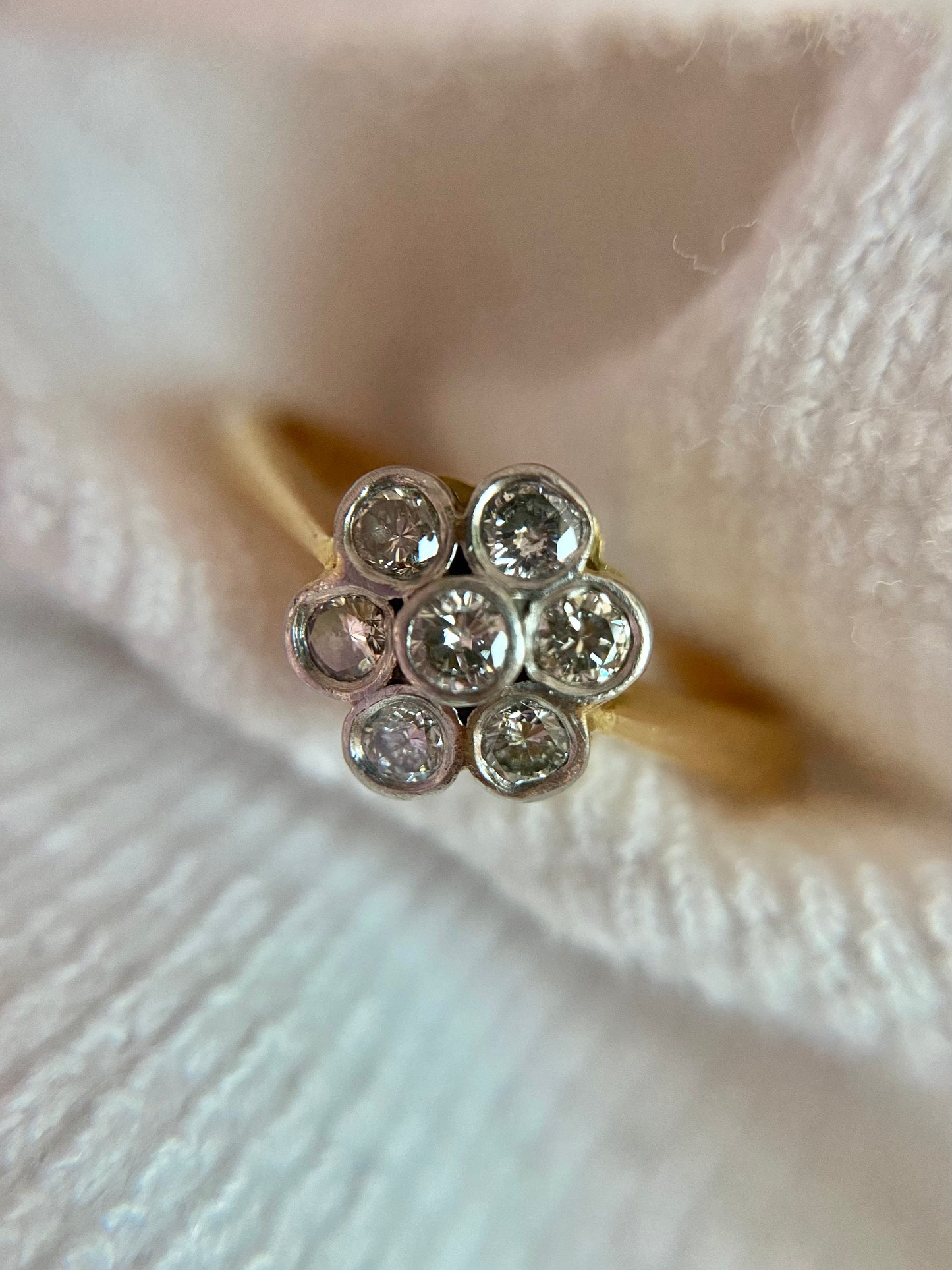 Vintage 18ct + Platinum Diamond Ring