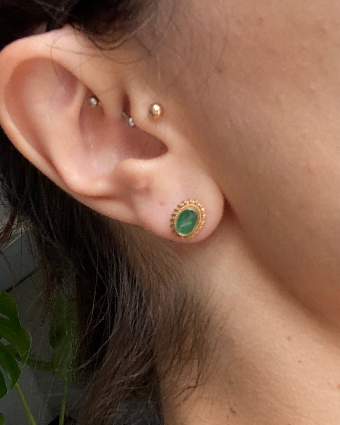 Vintage 9ct Gold Emerald Studs