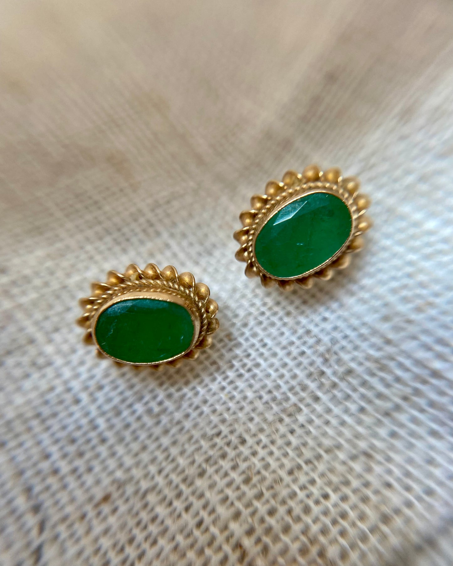 Vintage 9ct Gold Emerald Studs