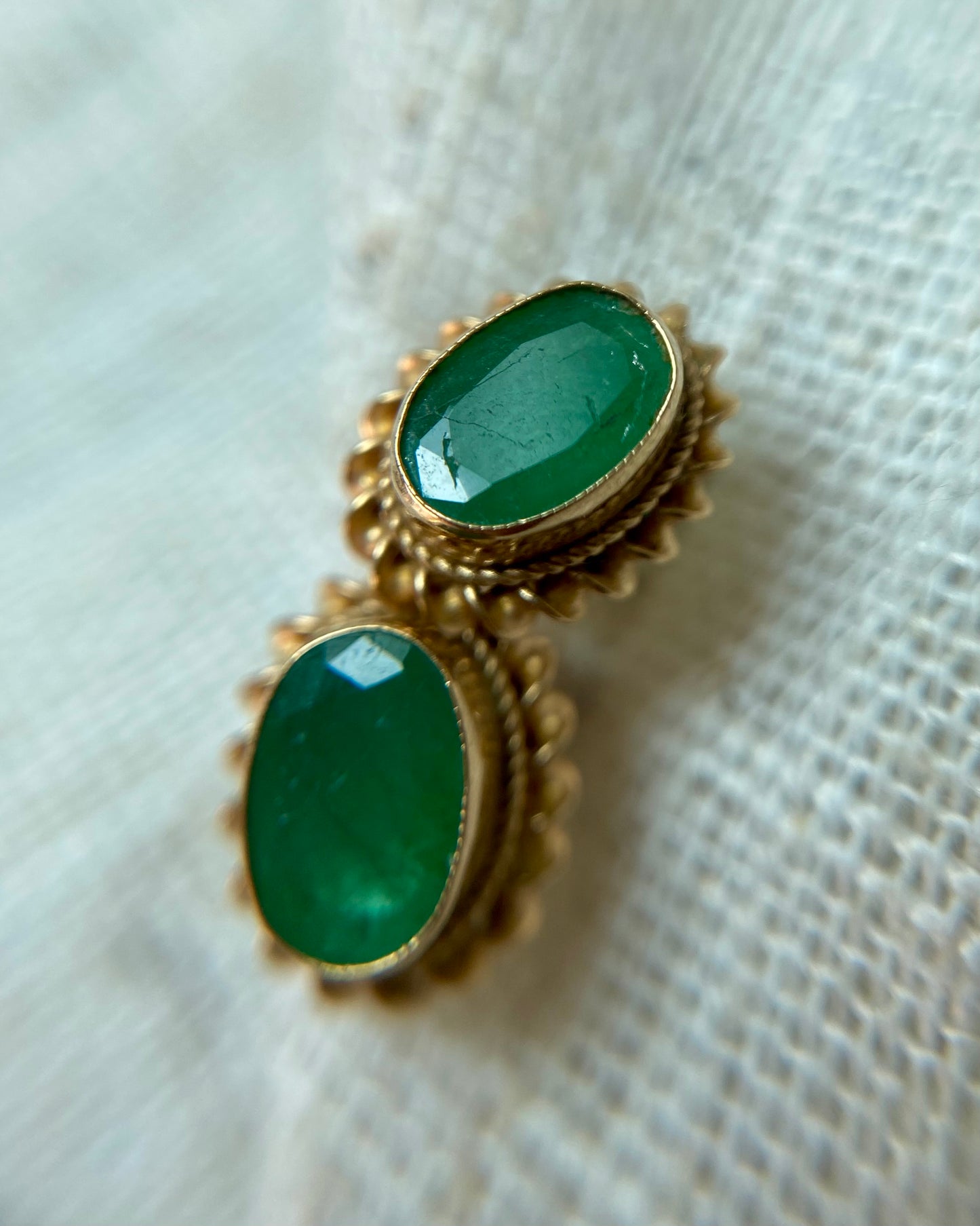 Vintage 9ct Gold Emerald Studs