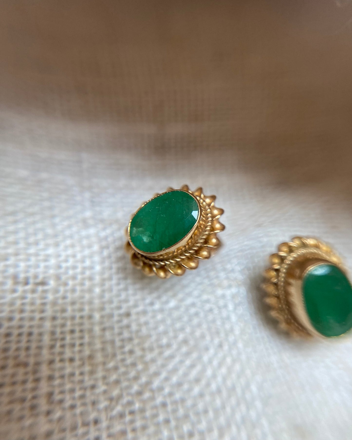 Vintage 9ct Gold Emerald Studs