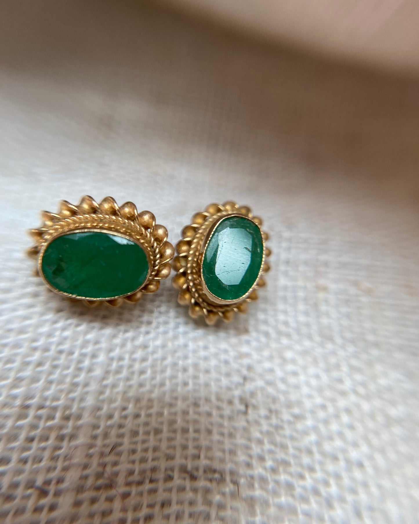 Vintage 9ct Gold Emerald Studs