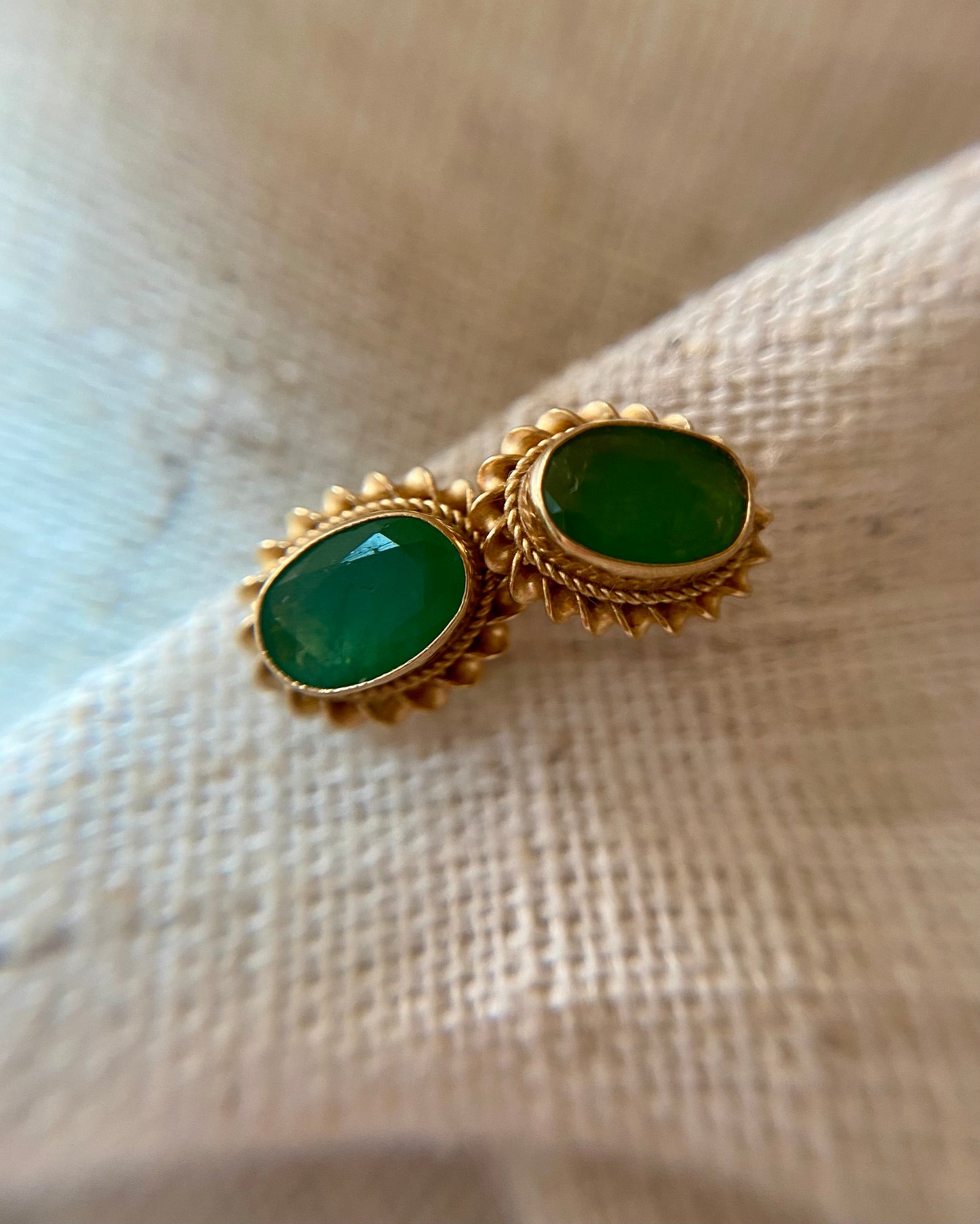 Vintage 9ct Gold Emerald Studs