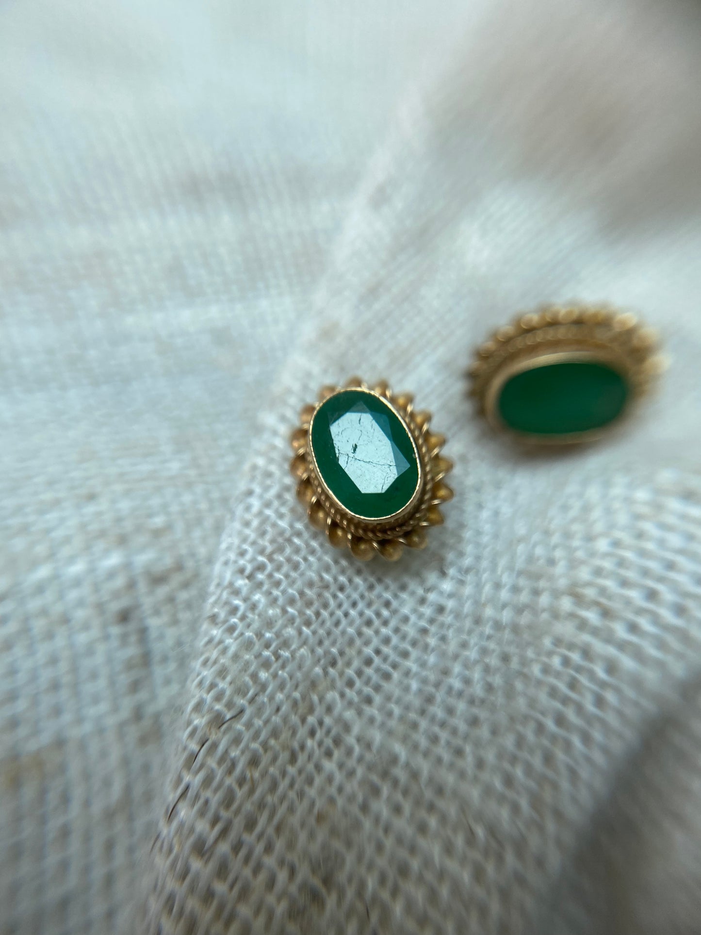 Vintage 9ct Gold Emerald Studs