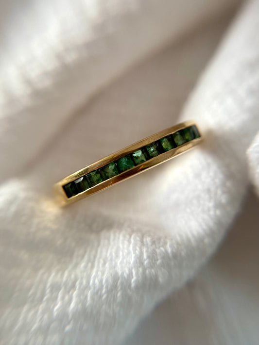 Preloved 9ct Gold Emerald Half Eternity Ring
