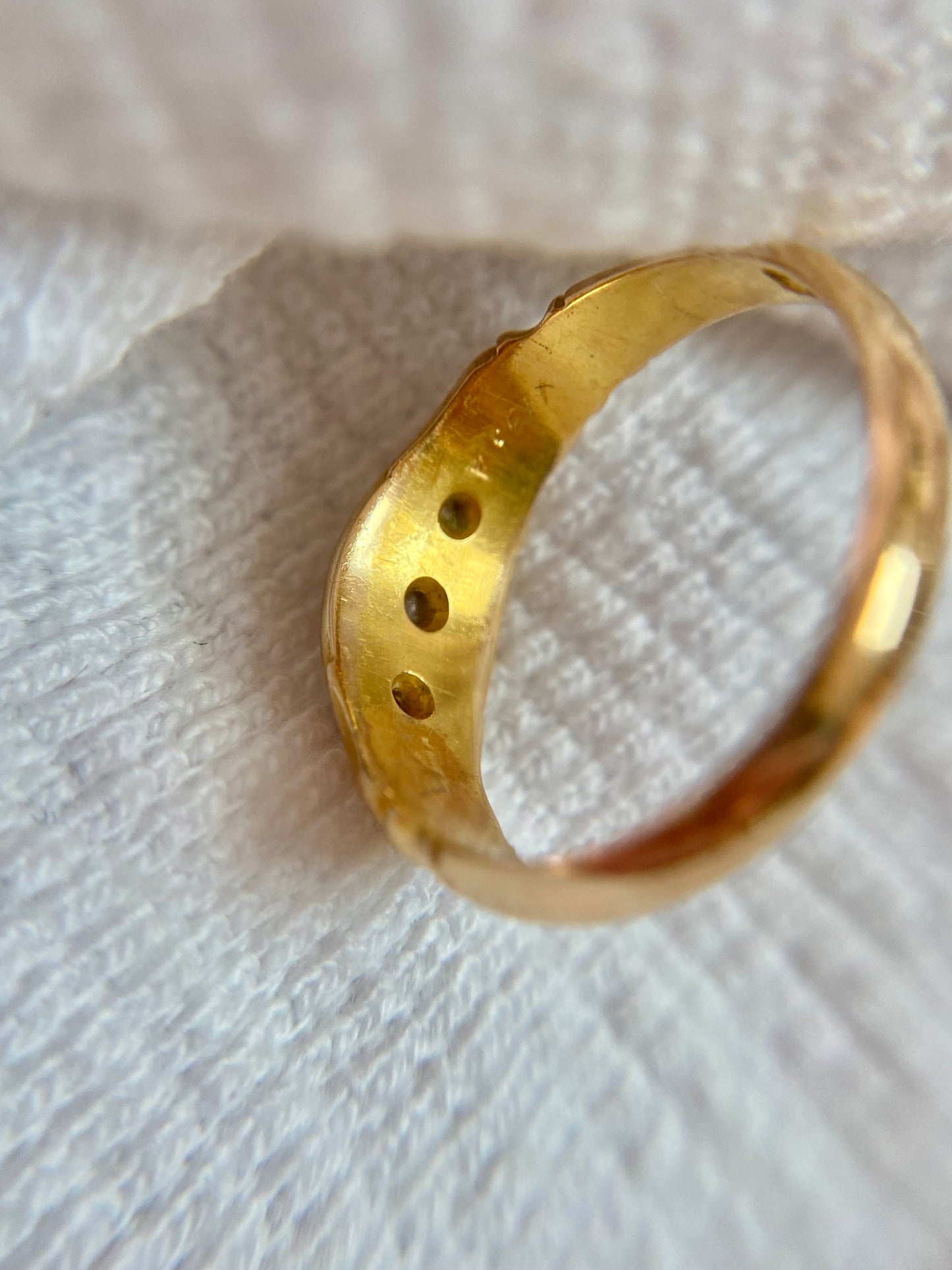 Antique 18ct Gold Diamond Starburst Trilogy Ring
