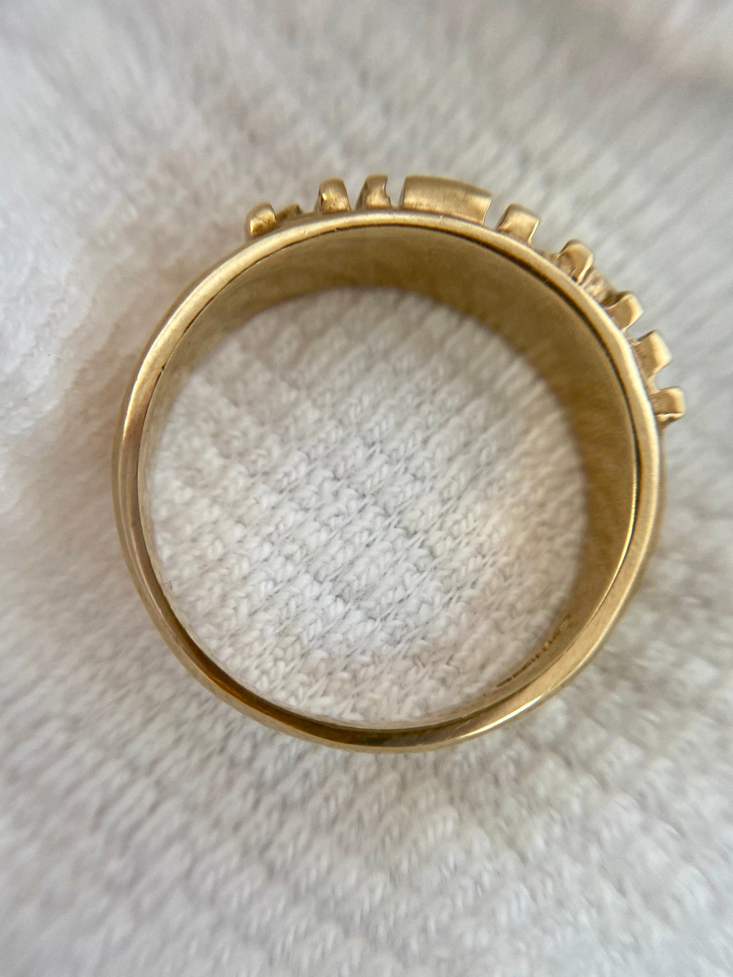 Vintage Heavy 9ct Gold Mizpah Ring