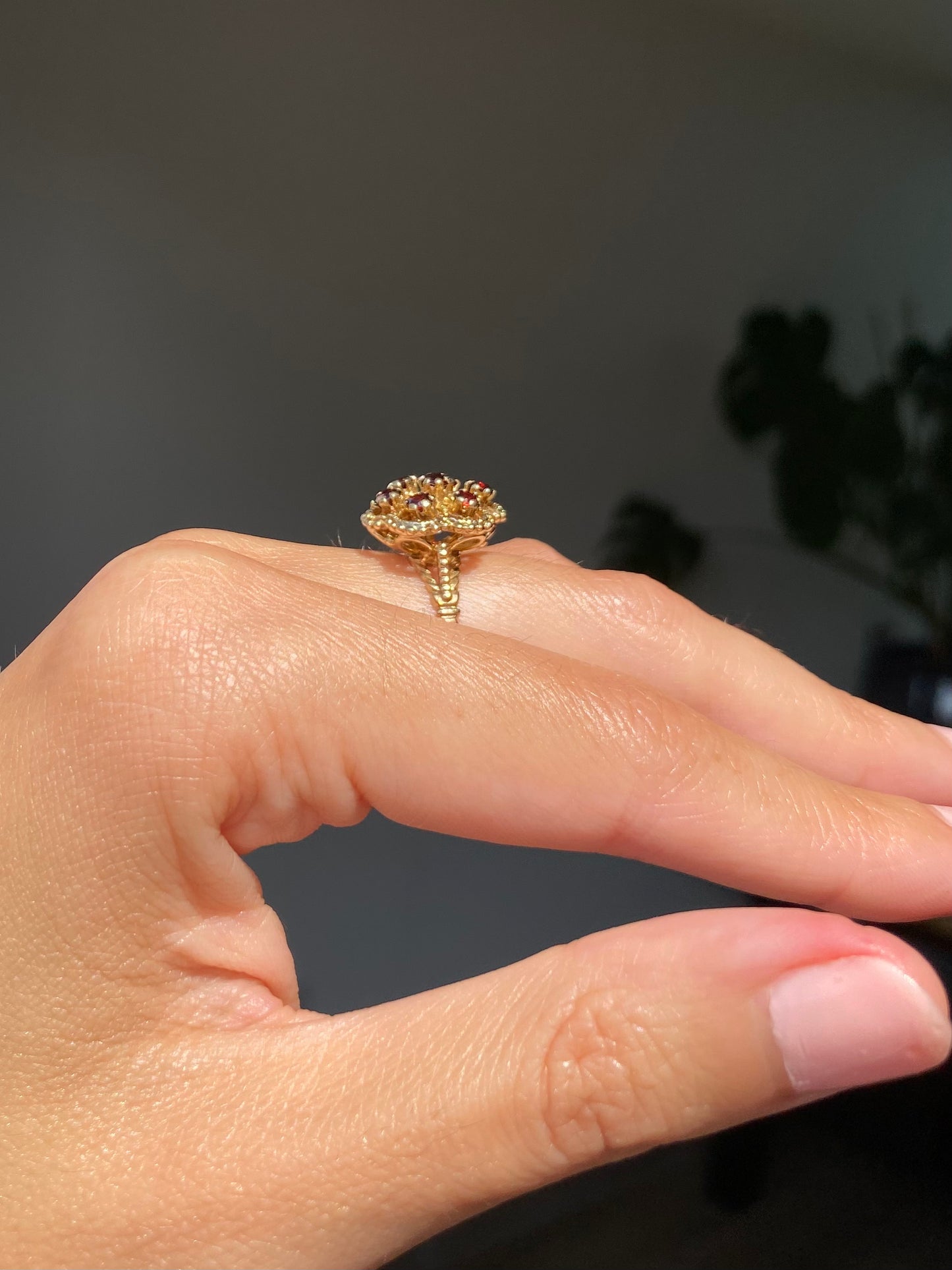 Vintage 9ct Gold Ornate Garnet Flower Ring