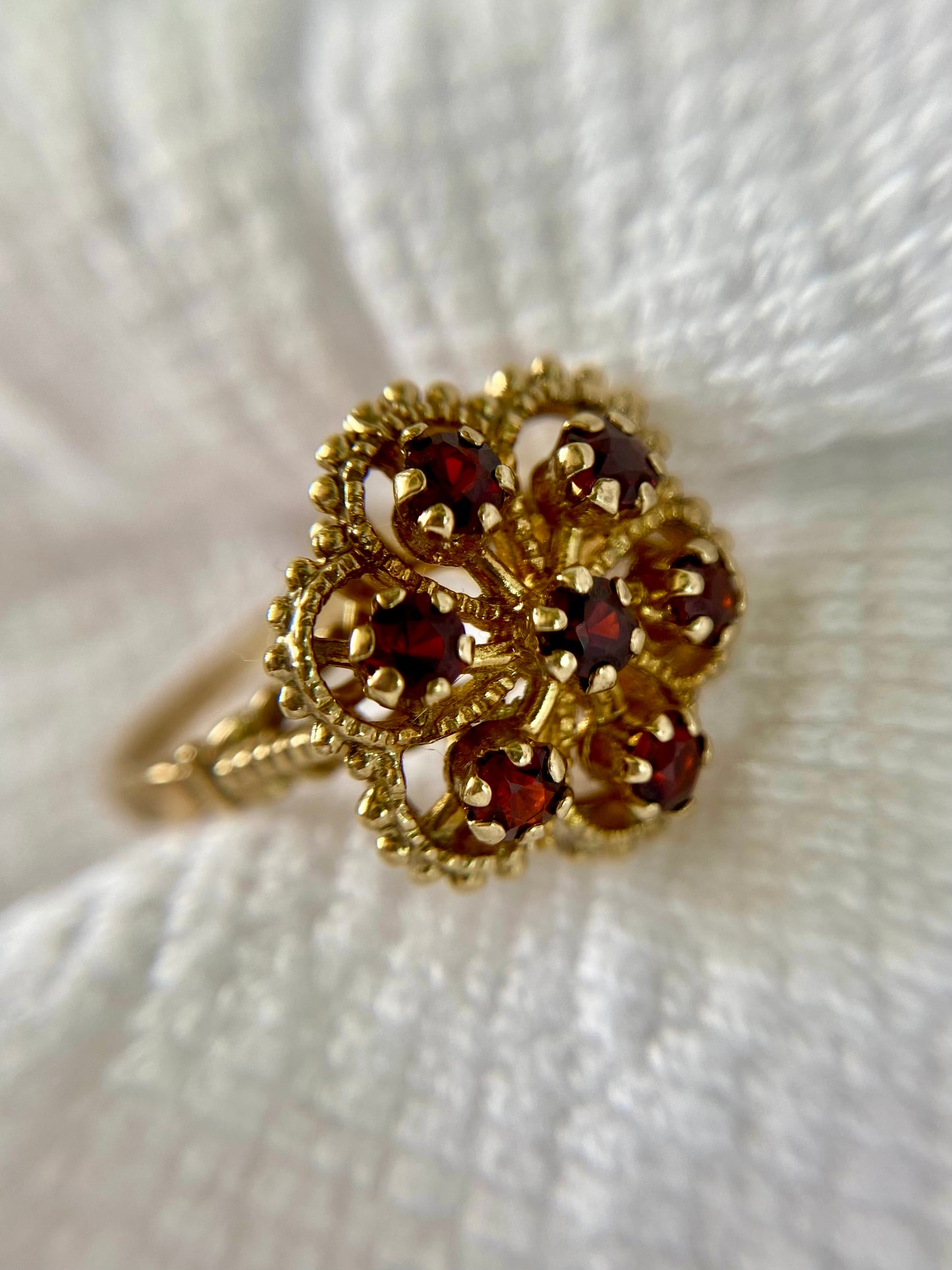 Vintage 9ct Gold Ornate Garnet Flower Ring