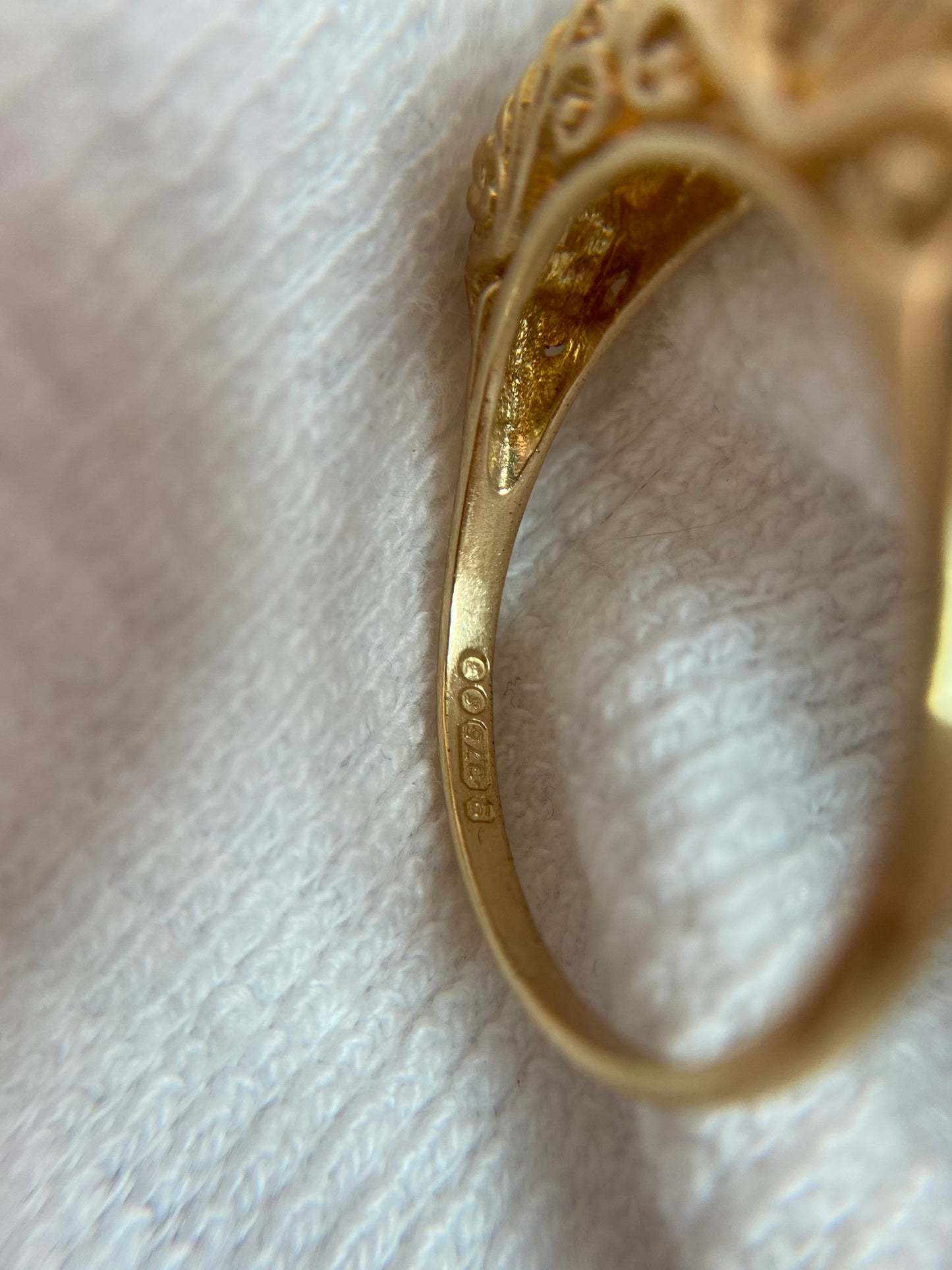 Vintage 9ct Gold Opal Boat Ring