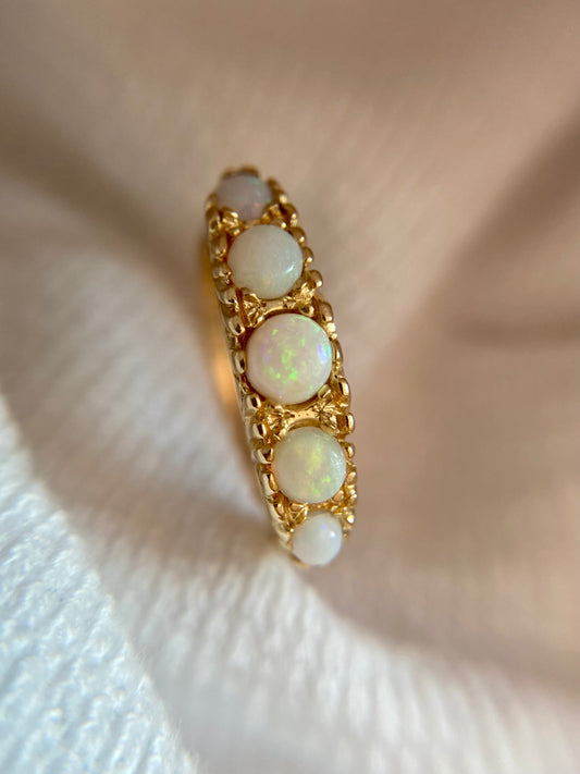 Vintage 9ct Gold Opal Boat Ring