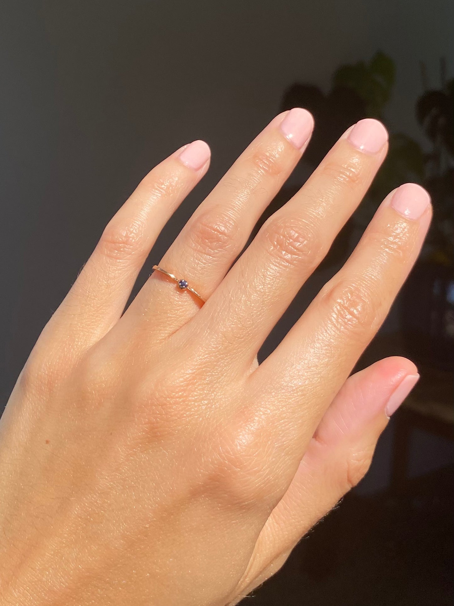 Vintage 9ct Gold Dainty Sapphire Ring