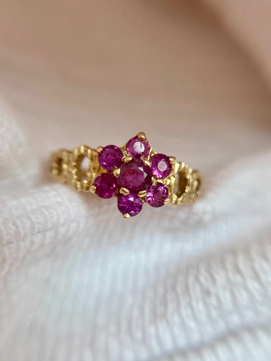 Vintage 9ct Gold Ruby Flower Ring