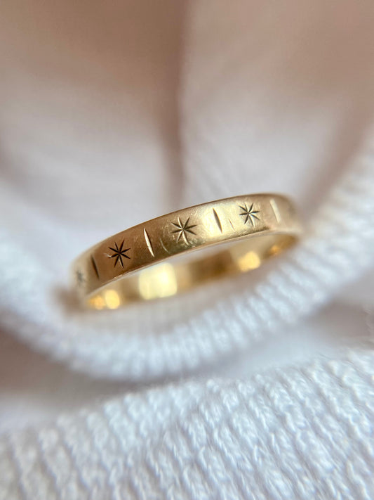 Vintage 9ct Gold Starry Band