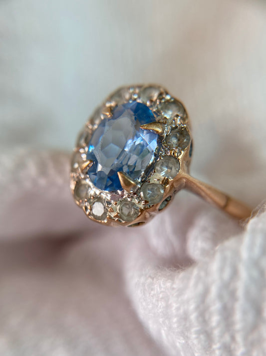 Vintage 9ct Gold Blue Topaz + White Gem Flower Ring