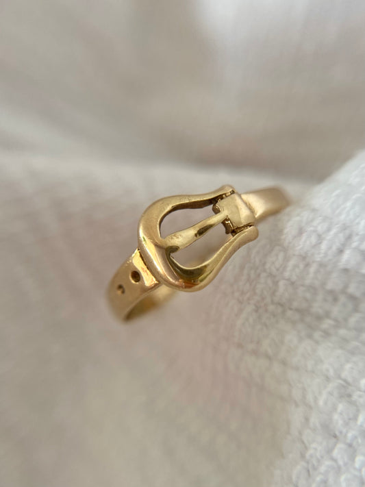 Vintage 9ct Gold Buckle Ring