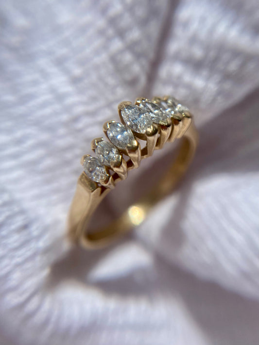 Preloved 10k Gold 7 Diamond Ring