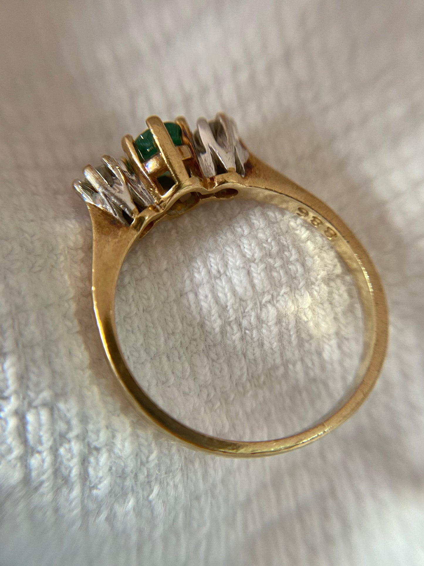 Vintage 9ct Gold Emerald & Diamond Trilogy Ring