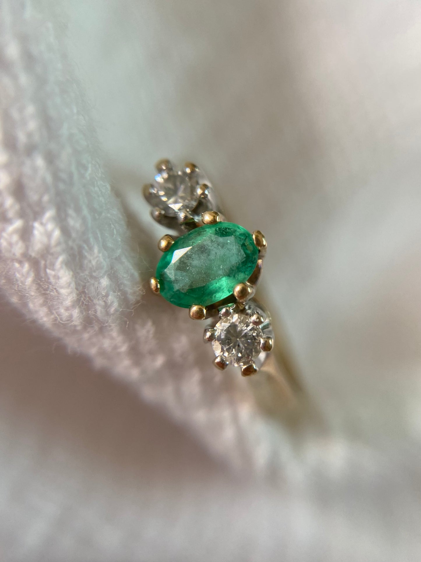 Vintage 9ct Gold Emerald & Diamond Trilogy Ring