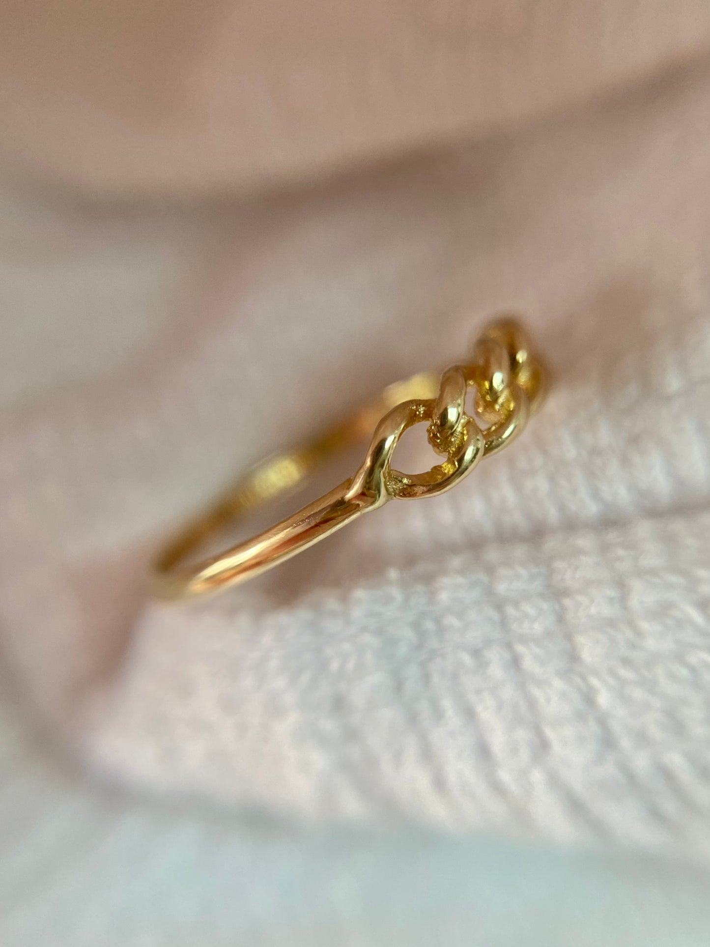 Preloved 14k Gold Dainty Chain Ring