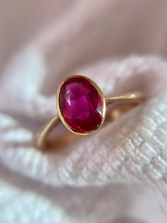 🌟 Vintage 9ct Gold Ruby Solitaire Ring