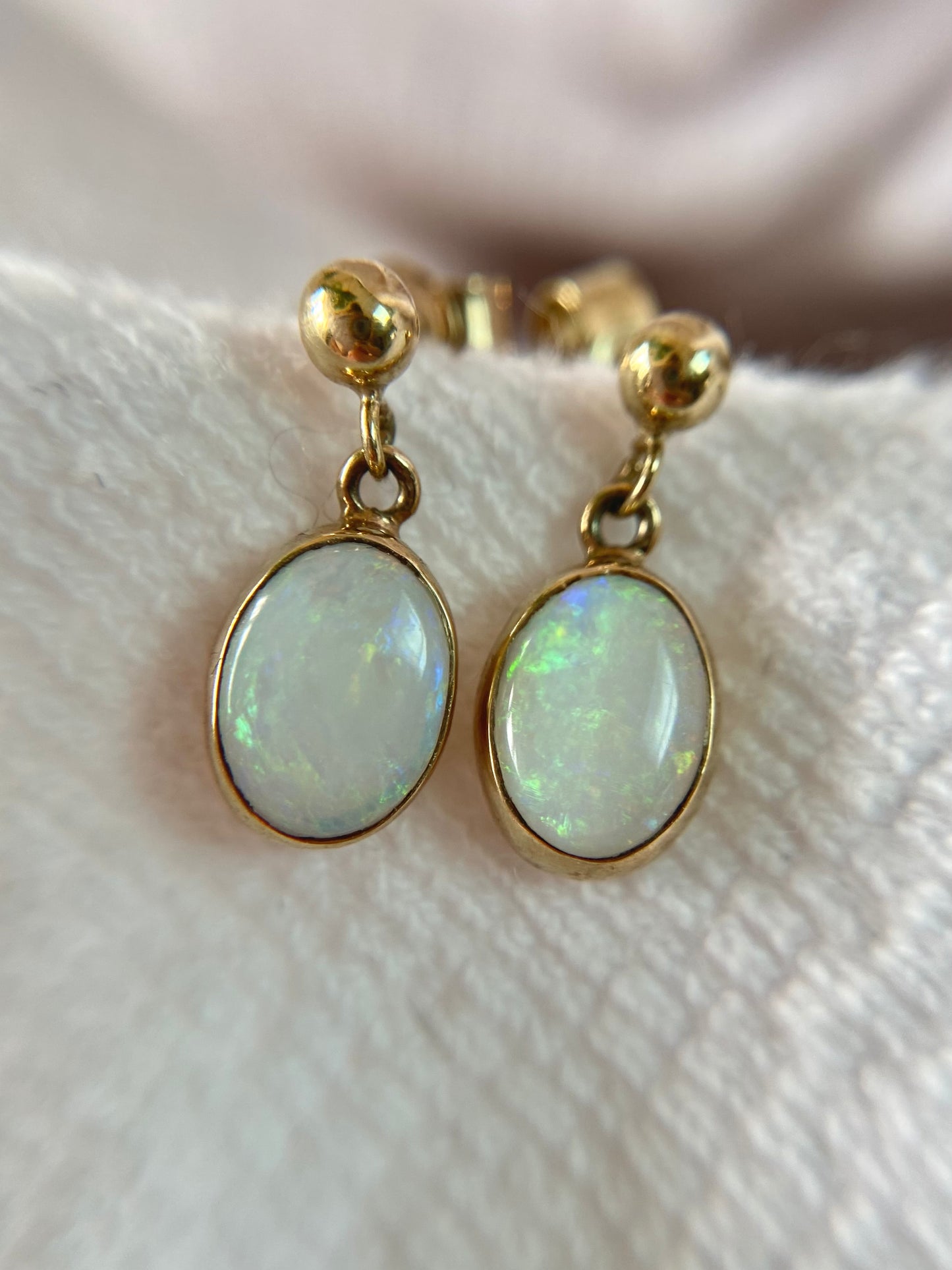 Preloved 9ct Gold Opal Earrings