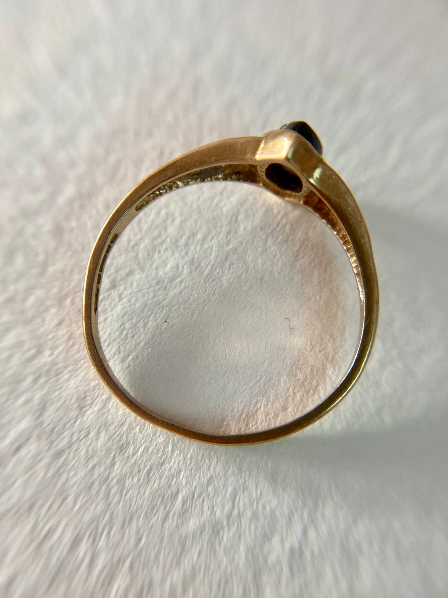 🌟 Vintage 9ct Gold Onyx Ring