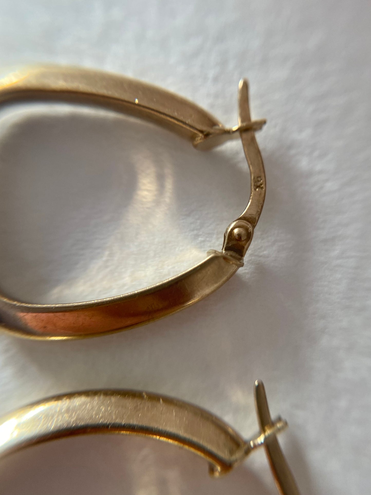 🌟 Preloved 9ct Gold Hoop Earrings