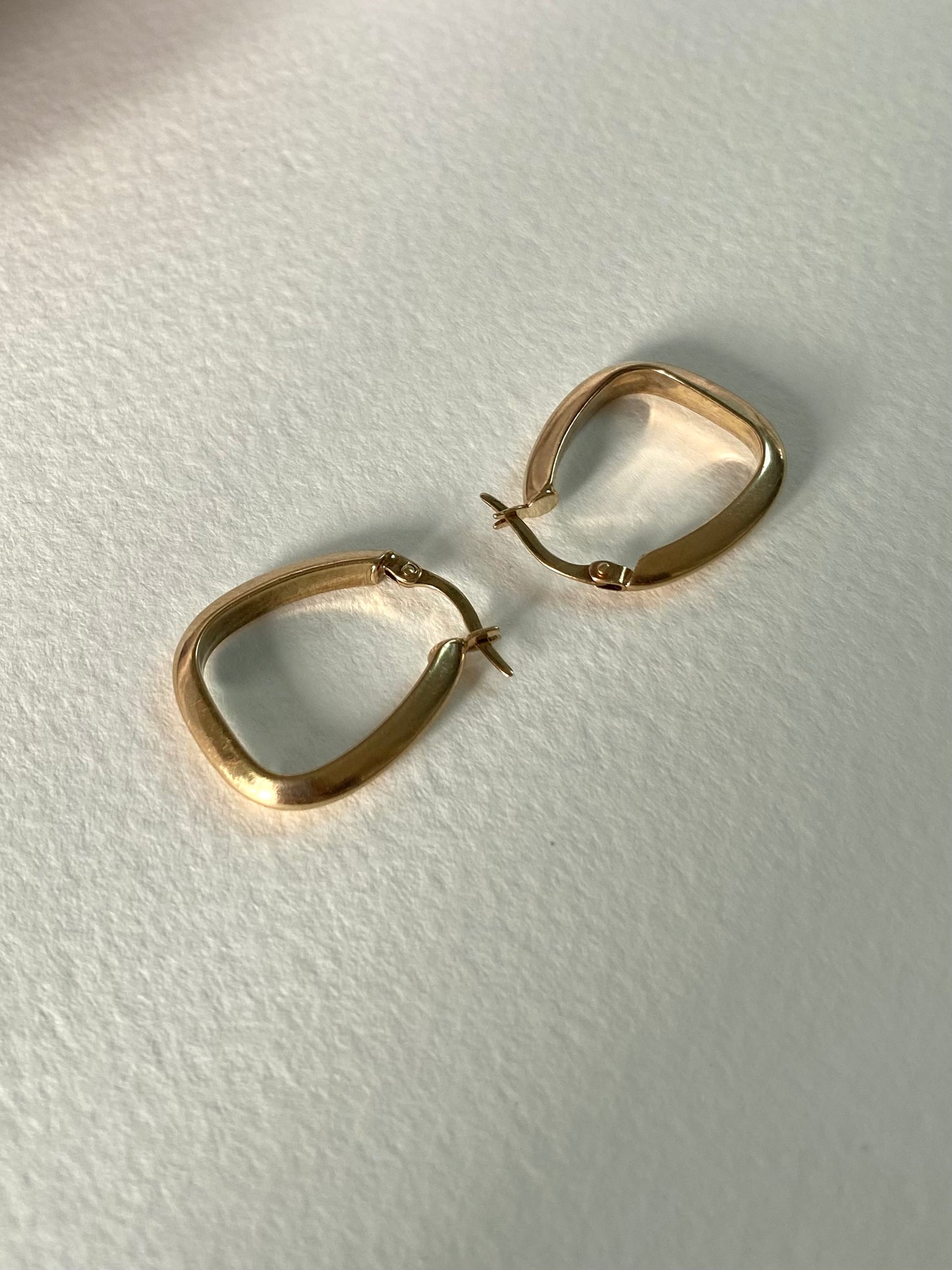 🌟 Preloved 9ct Gold Hoop Earrings
