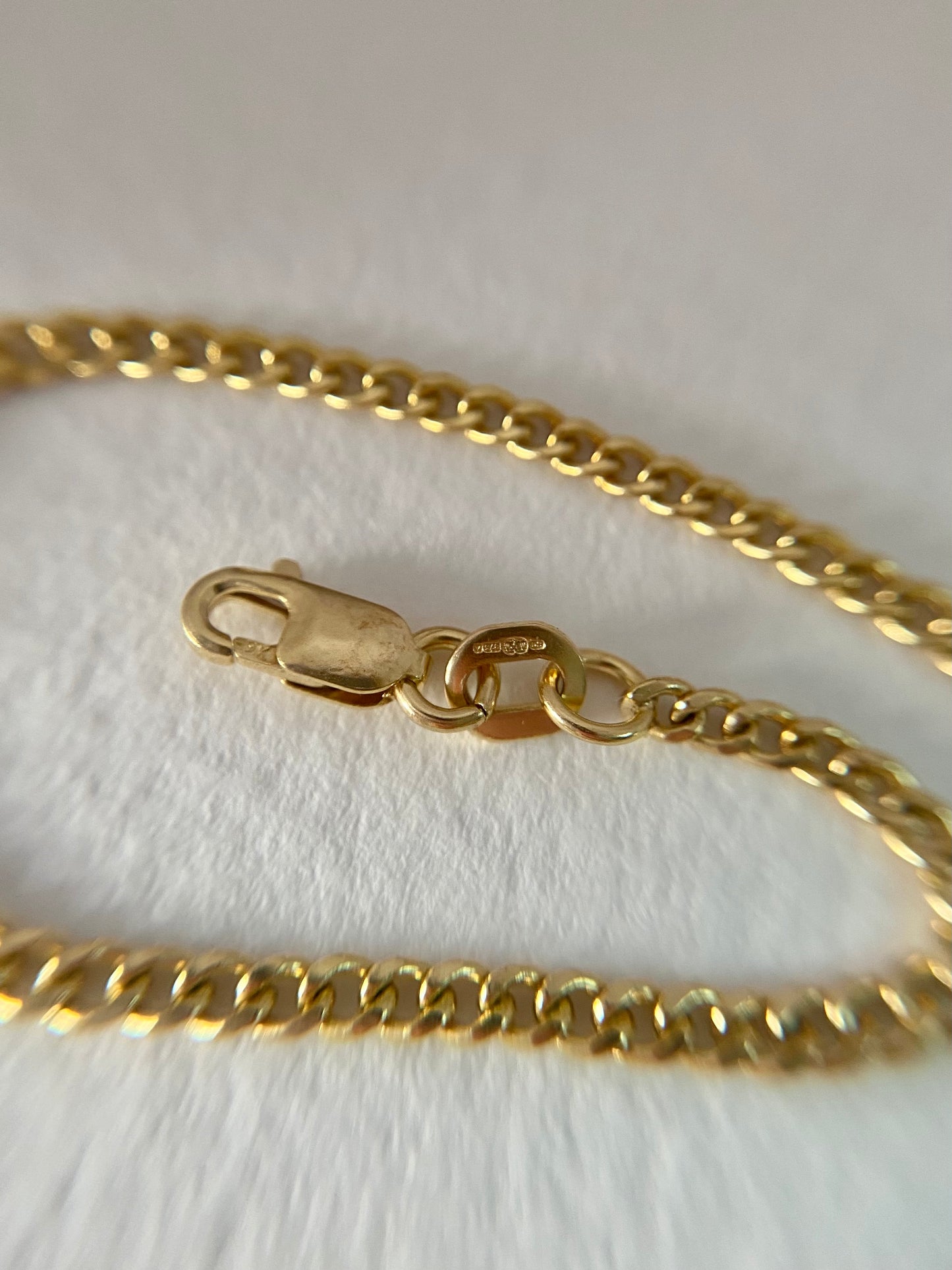 🌟 Preloved 9ct Gold Bracelet