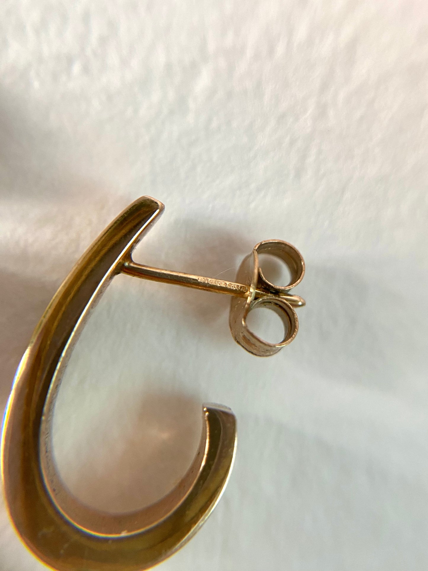 🌟 Preloved 9ct Gold Half Hoop Earrings