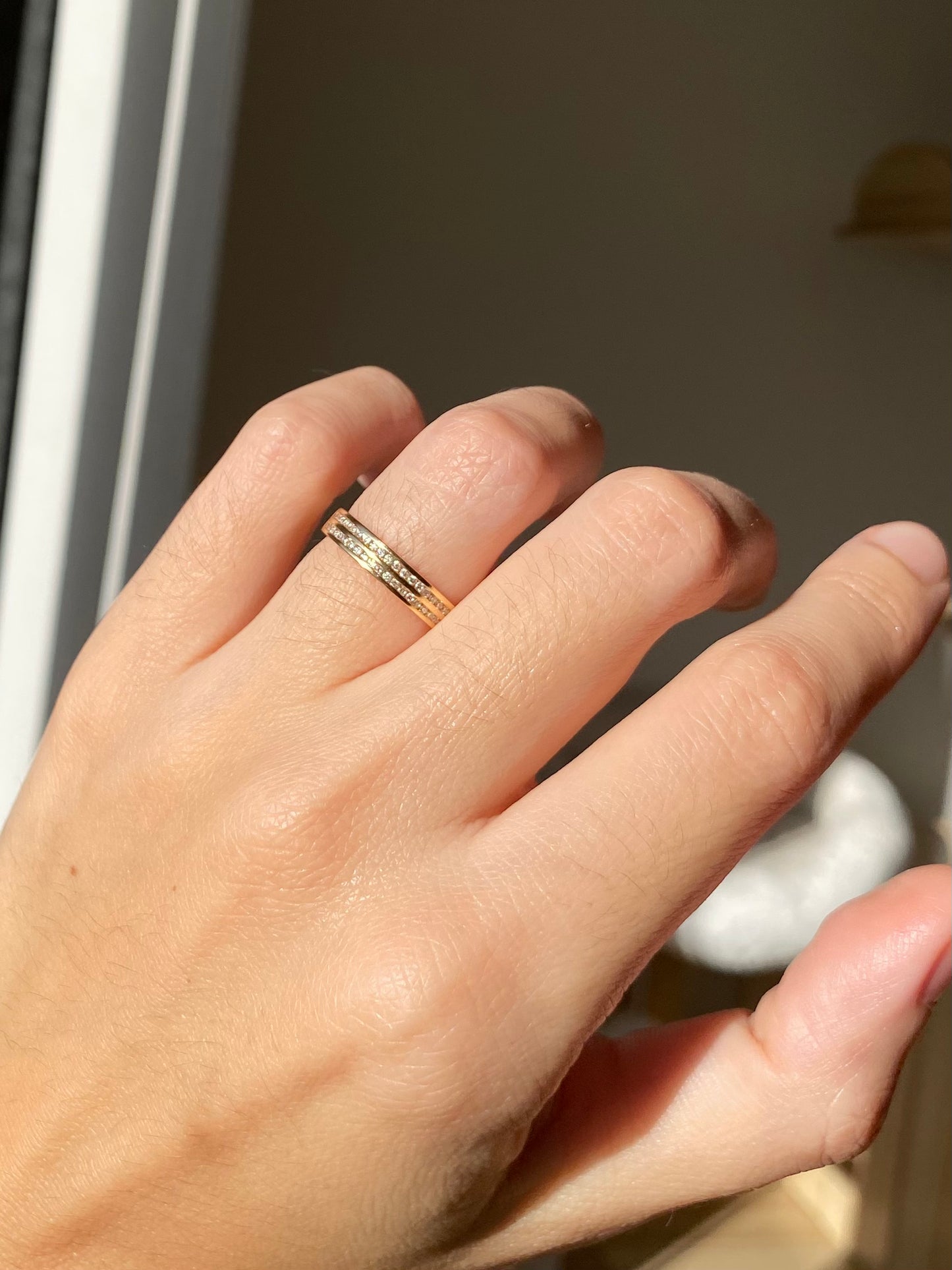 Vintage 18ct Gold Diamond Band