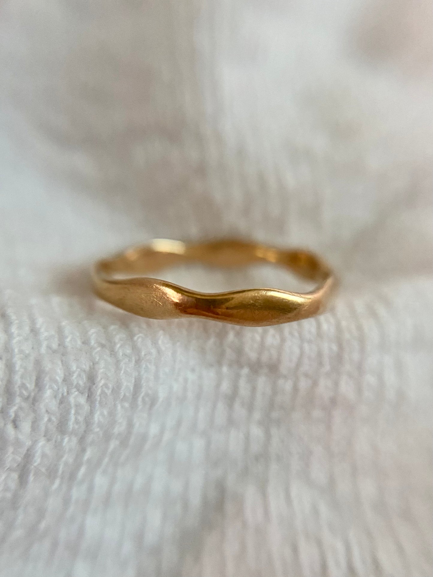 🌟 Vintage 9ct Gold 7 Sided Ring