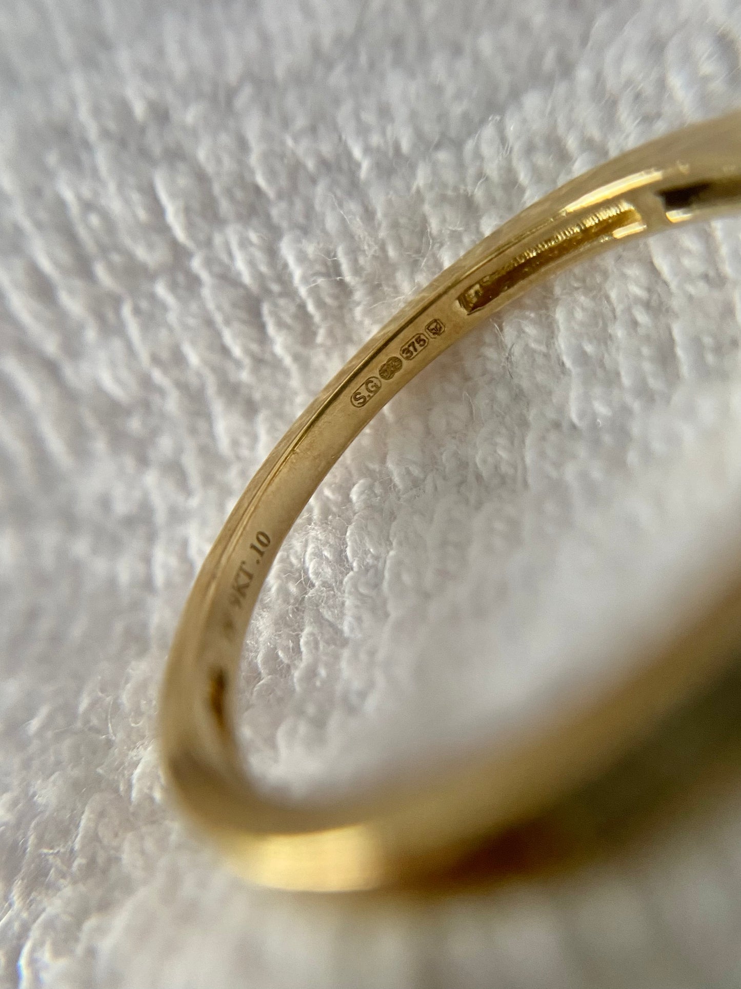 Vintage 9ct Gold Diamond Half Eternity Ring