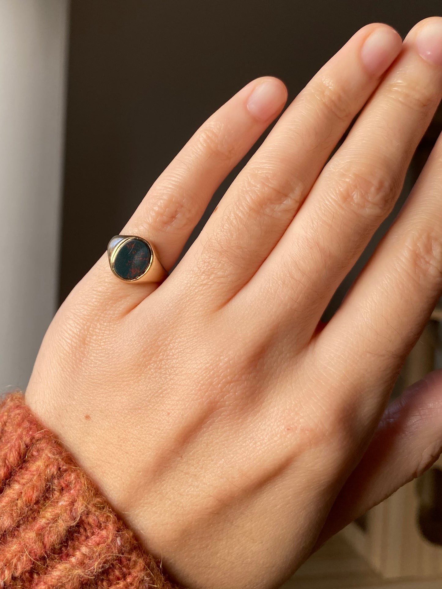 Vintage 9ct Gold Bloodstone Signet Ring