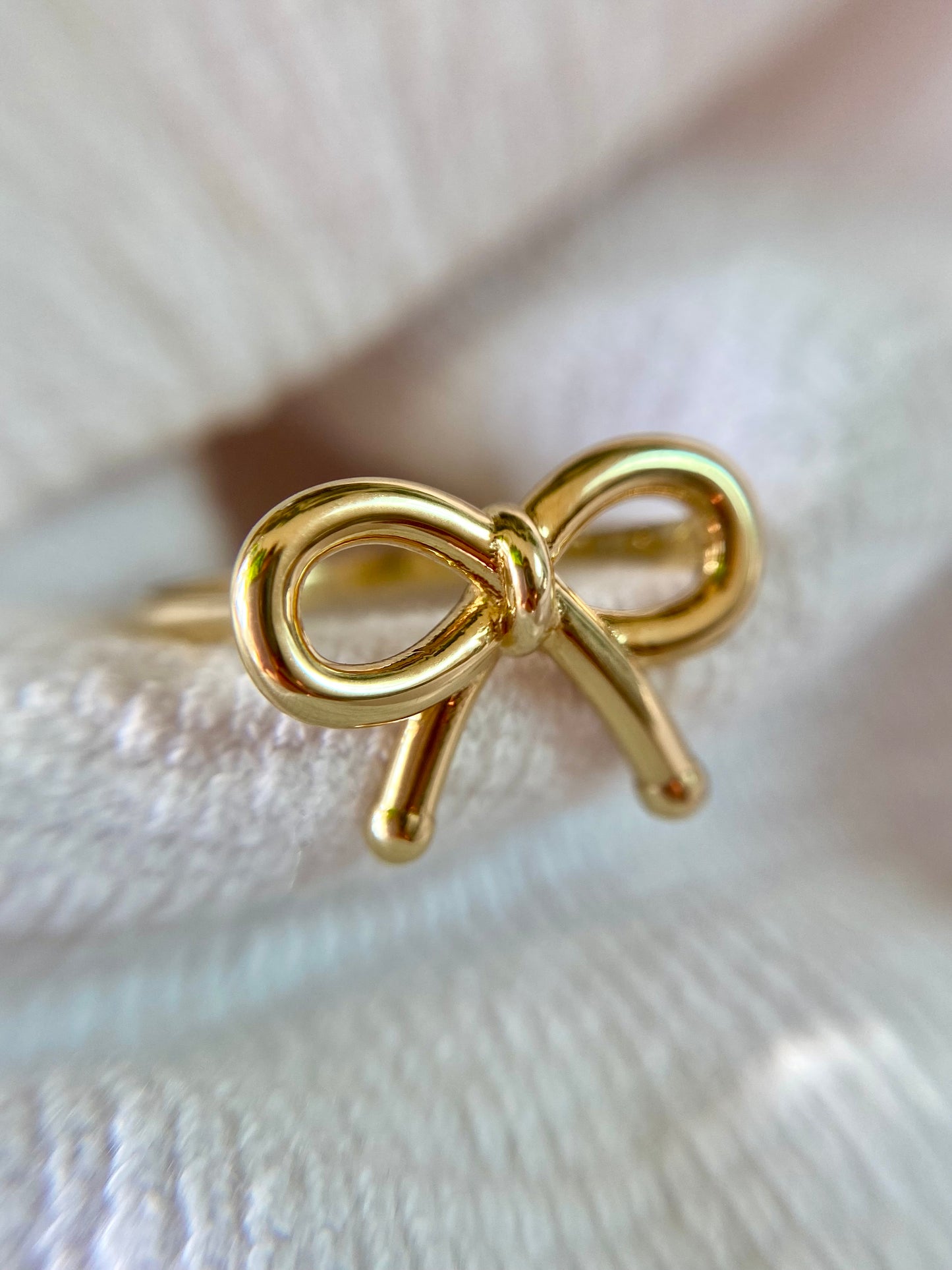 Preloved 9ct Gold Bow Ring